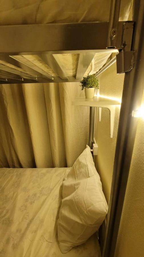 دبي Westay Capsule Hostel المظهر الخارجي الصورة